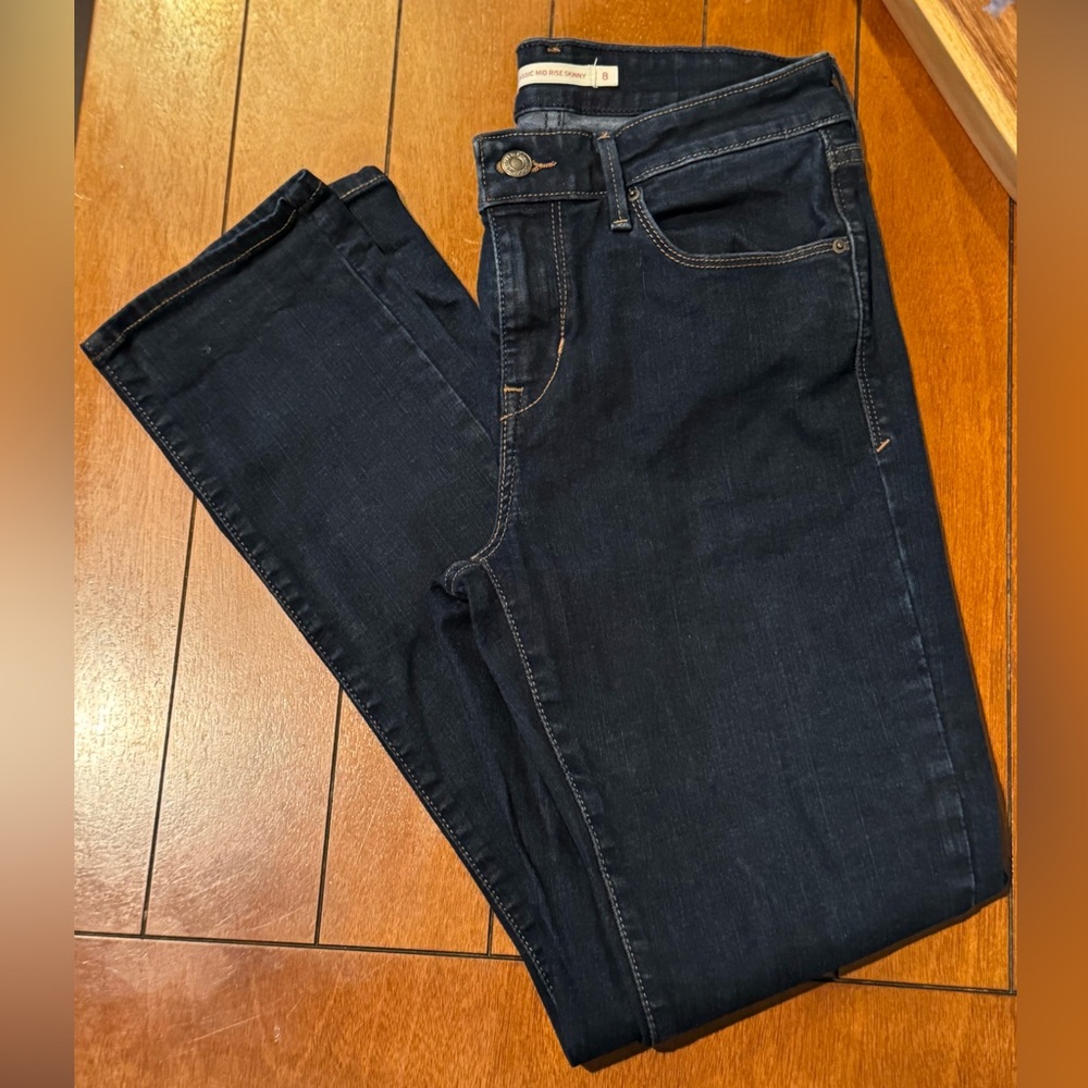 Levi’s Classic Mid Rise Skinny Jeans